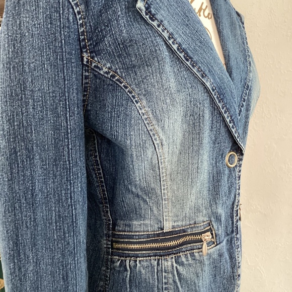 Unionbay Jeans Denim Taylored Snap Front Jacket - Picture 5 of 8